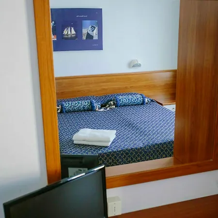 Hotel Paradiso 3*