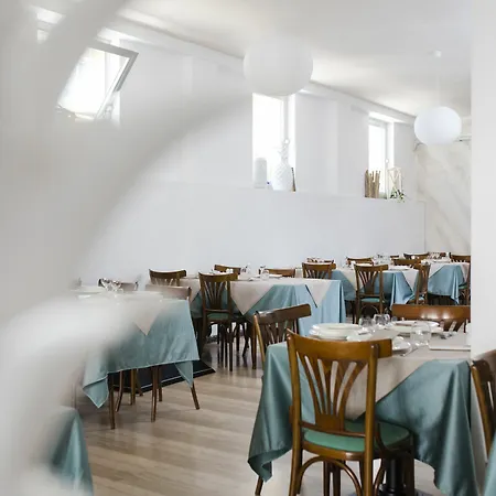 Hotel Paradiso